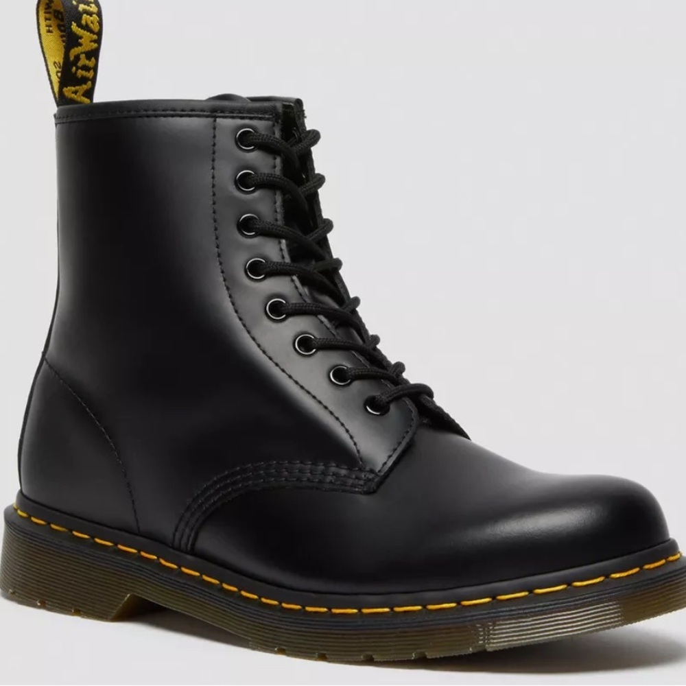 Dr martens, black, size 8, new